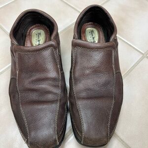 Thom McAn Mens Leather Slip on